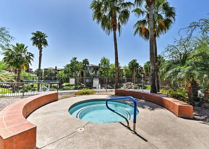 'red Rox' W/ Patio ~ 3 Mi To Airport Phoenix